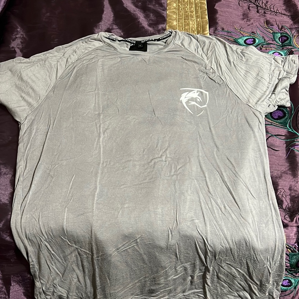 Alphalete mens workout shirt